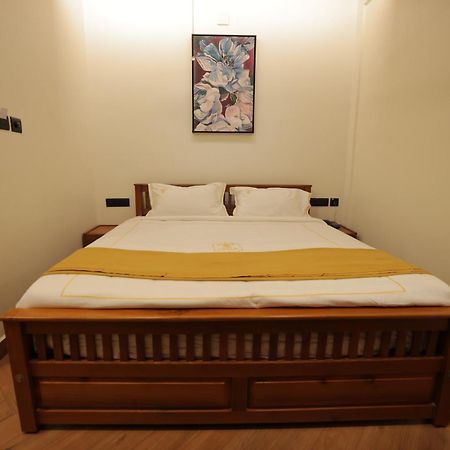 The Lilly'S Stories Hotel Fort Kochi Exterior foto