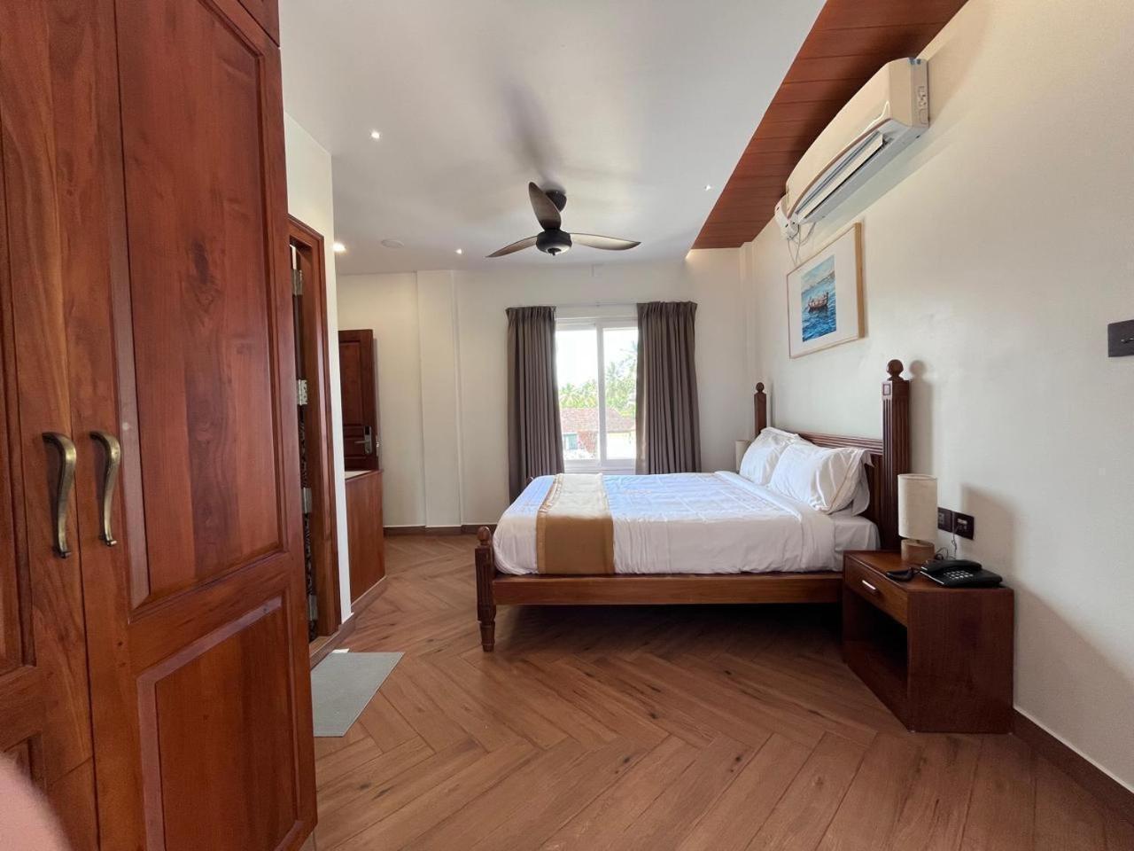 The Lilly'S Stories Hotel Fort Kochi Exterior foto